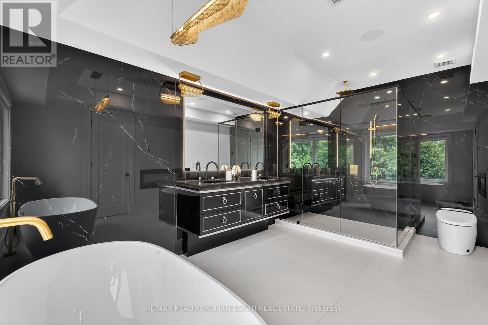 16 WILD CHERRY LANE - Image 31