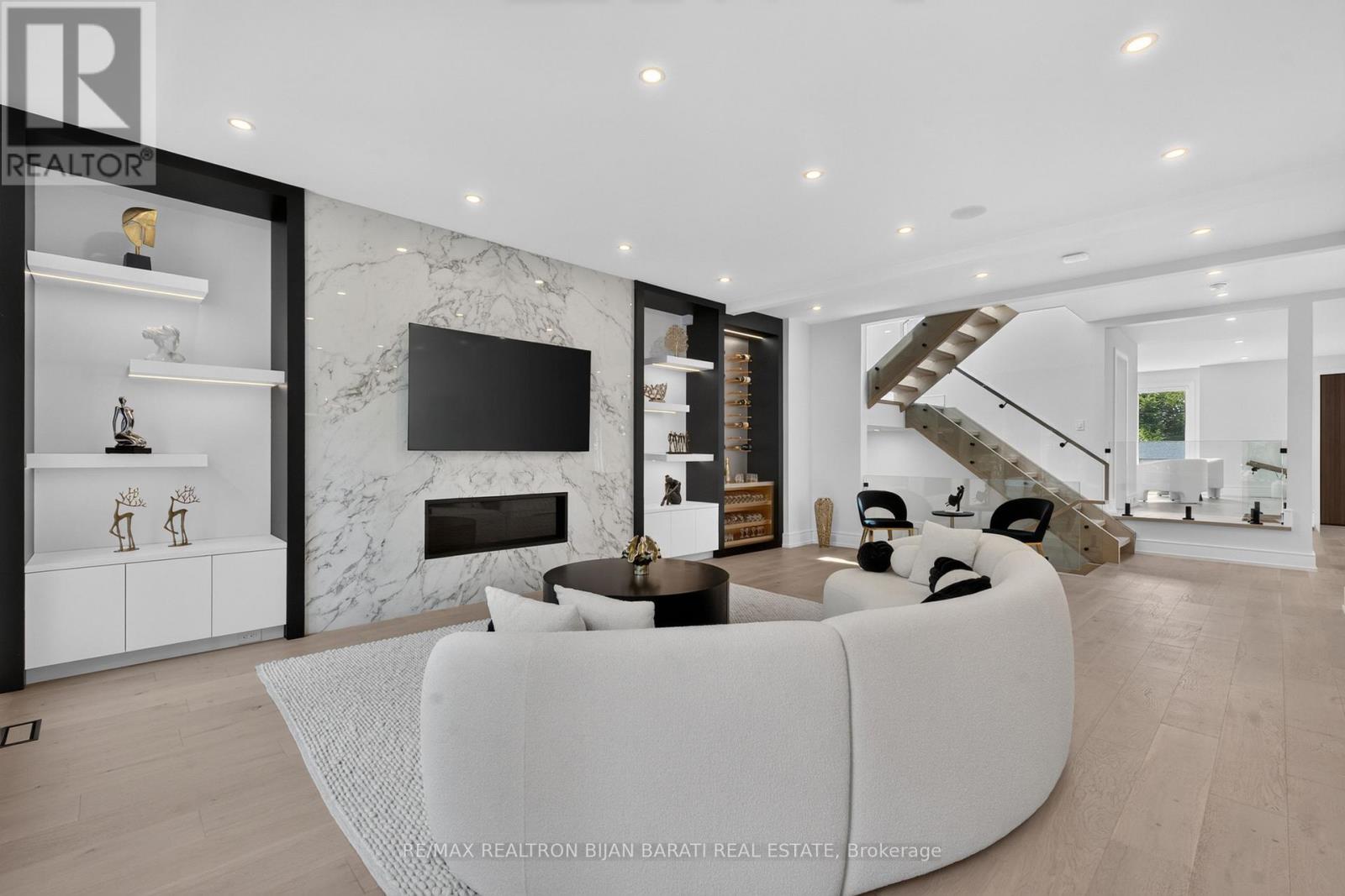 16 WILD CHERRY LANE - Image 8