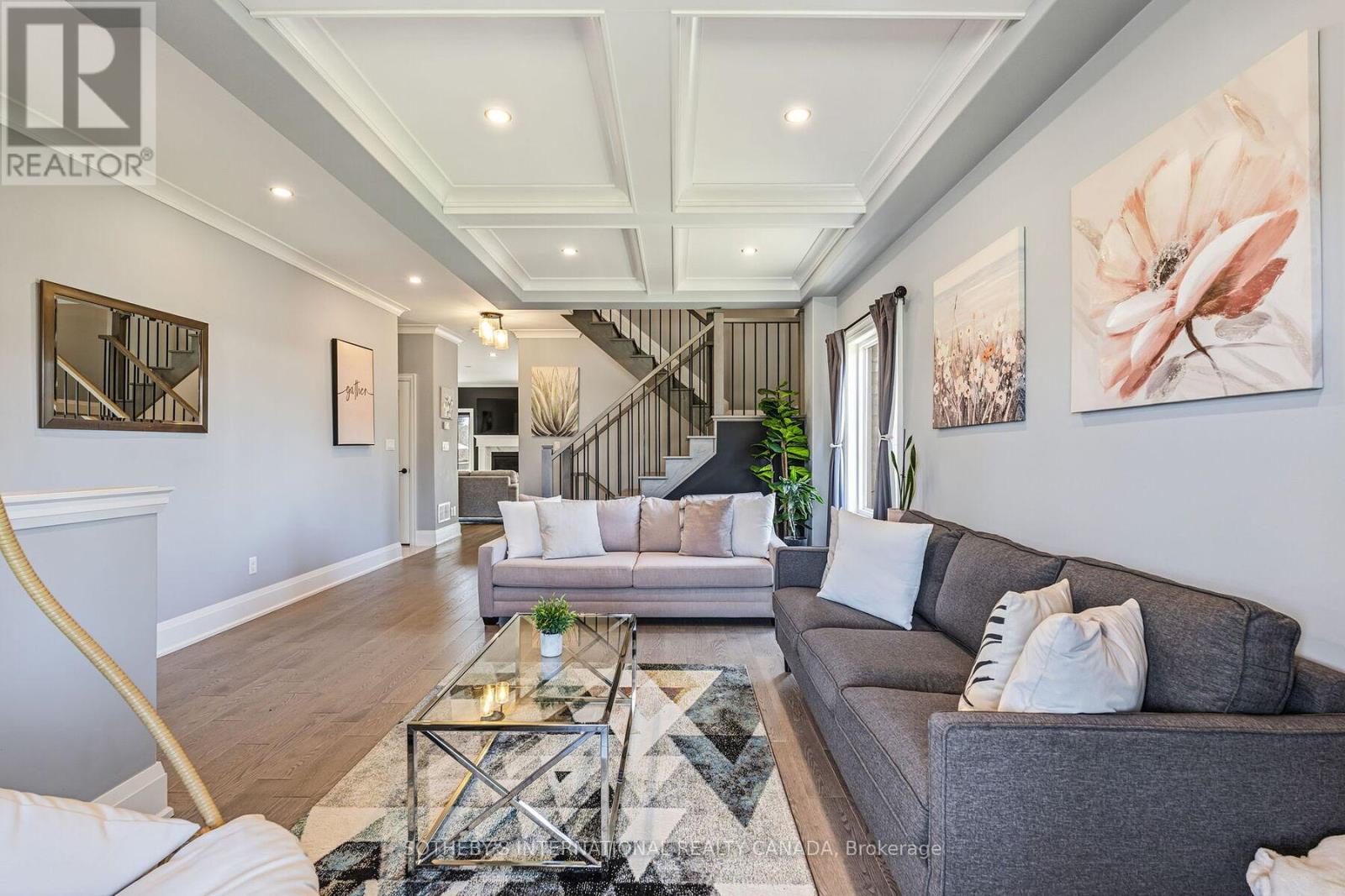 71 BURKE STREET - 10