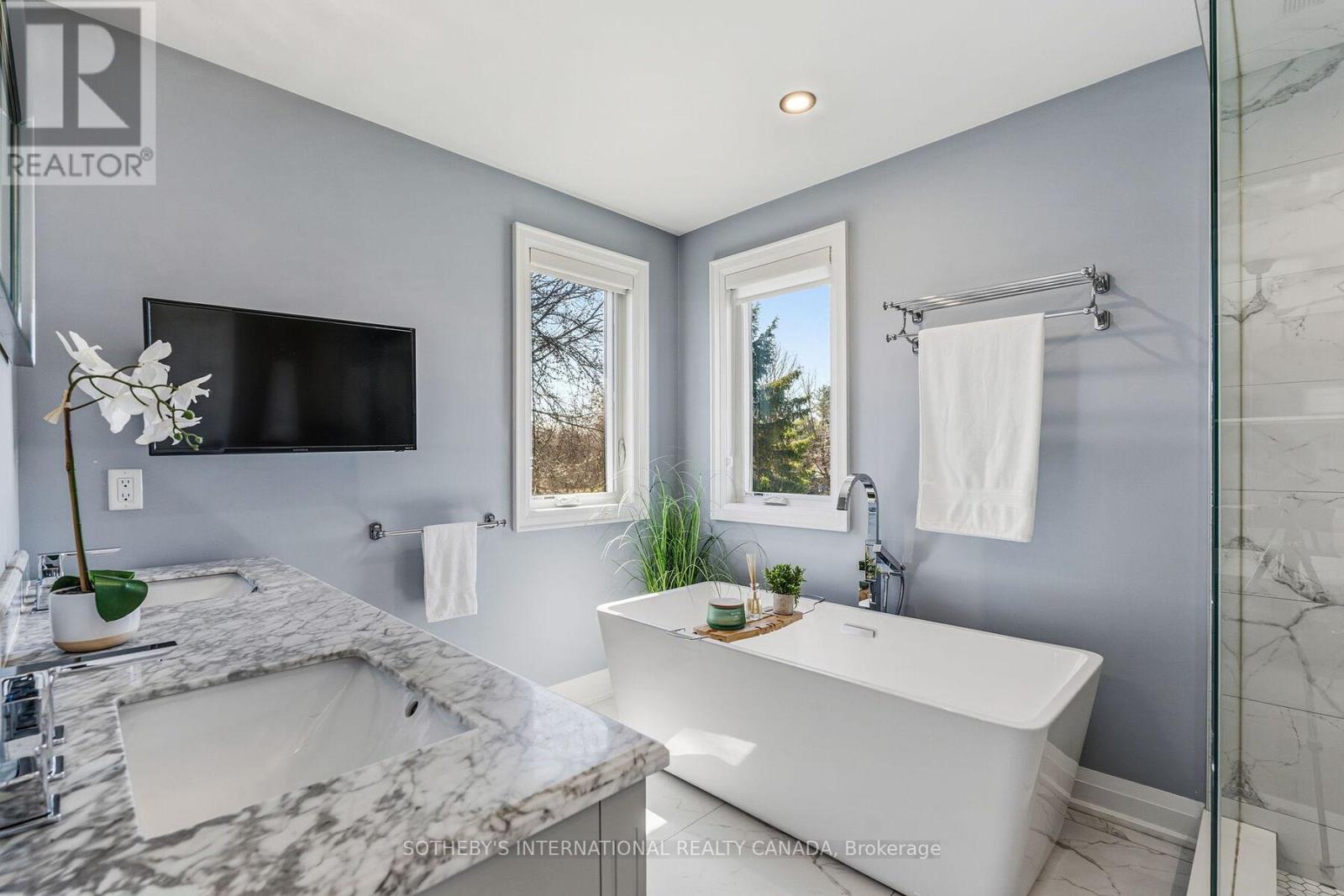 71 BURKE STREET - 30