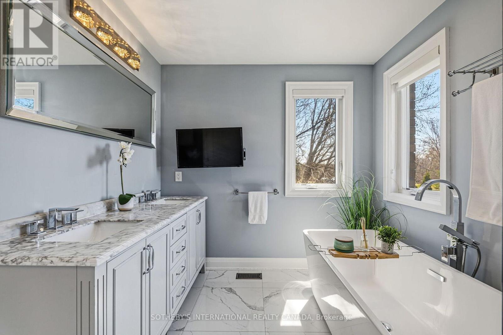 71 BURKE STREET - 31