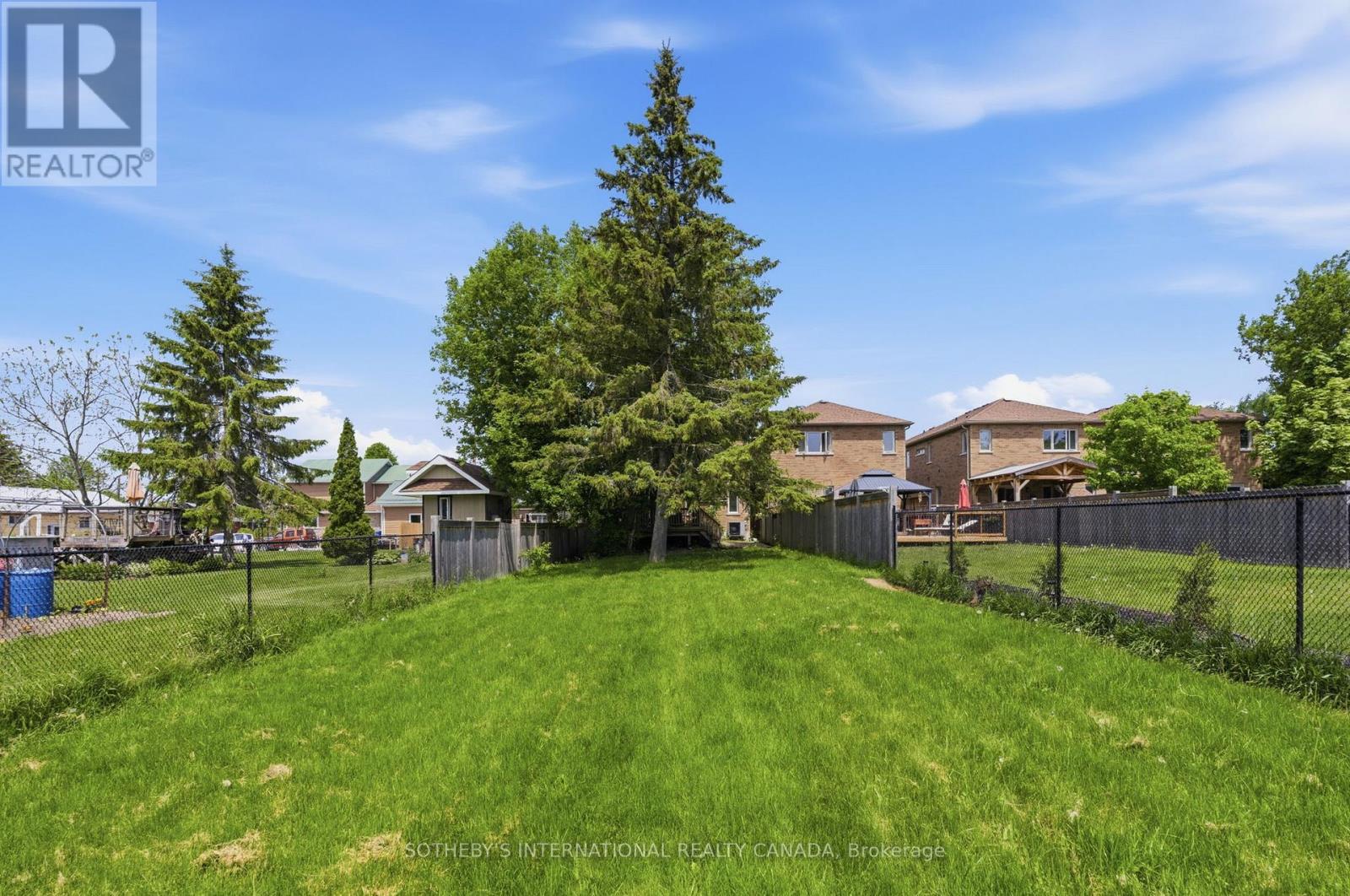 71 BURKE STREET - 41