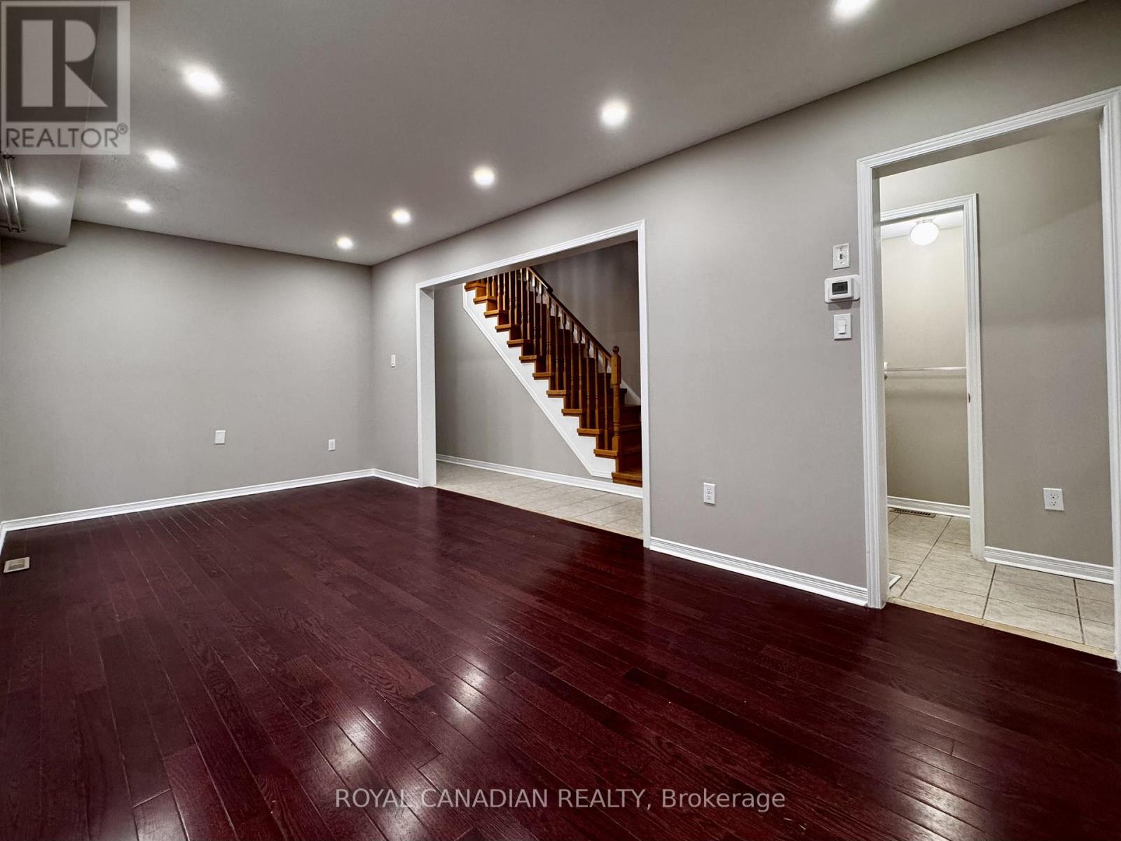 10 GUINEVERE ROAD - 2