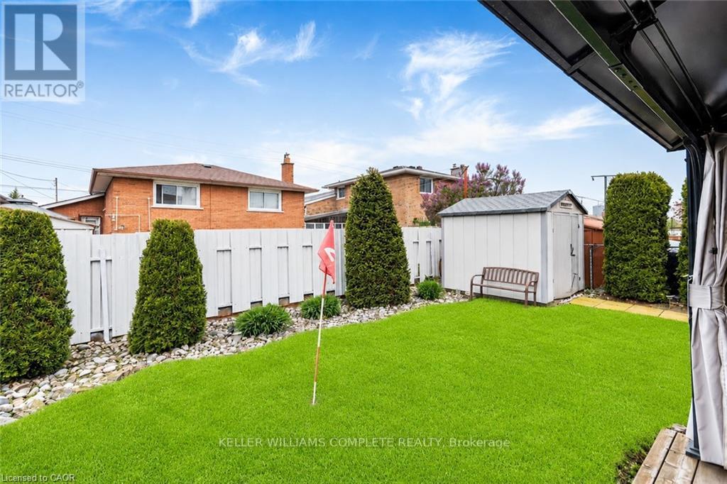 366 BERKINDALE DRIVE - 41