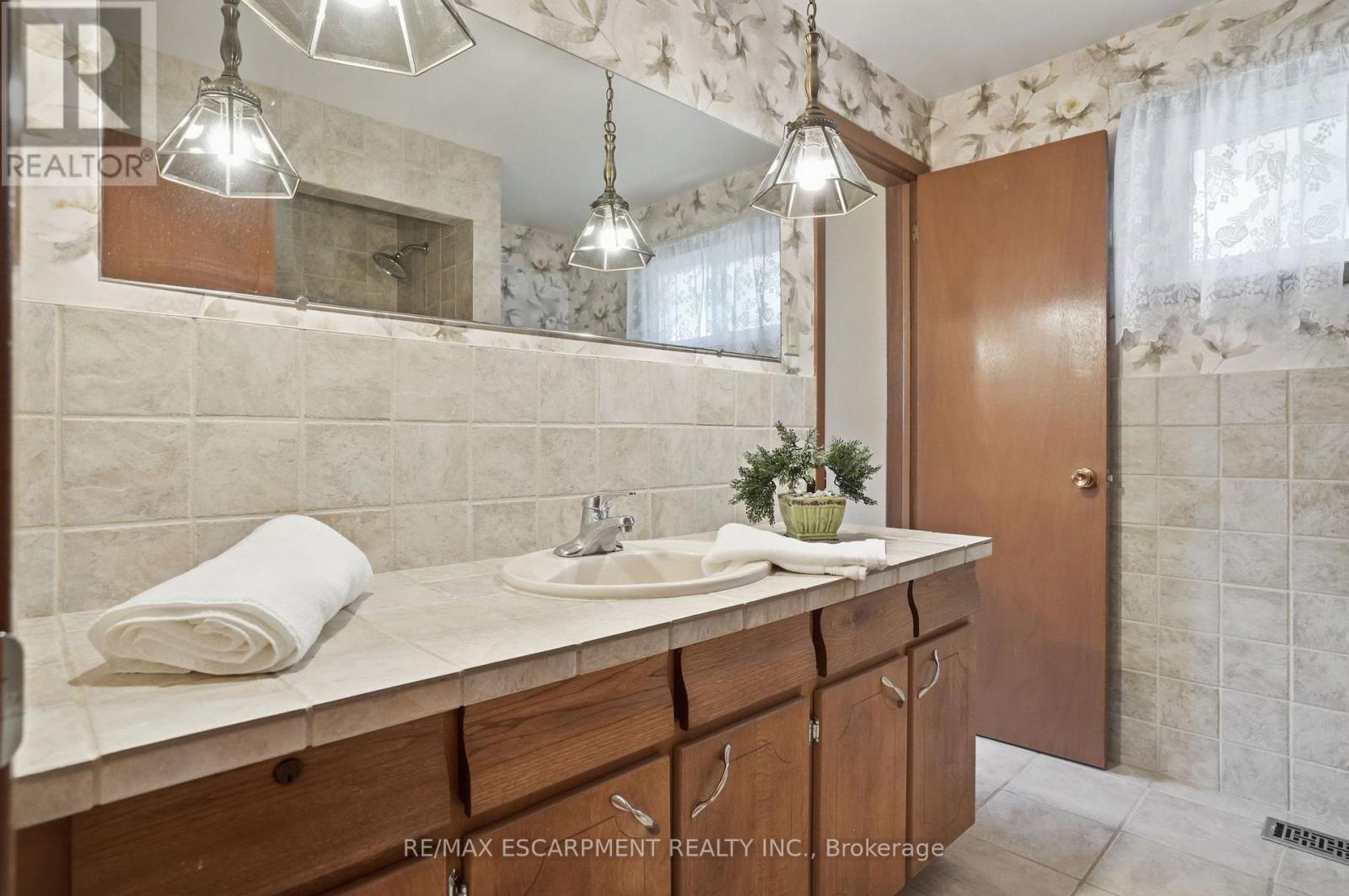 5155 IDLEWOOD CRESCENT - 19
