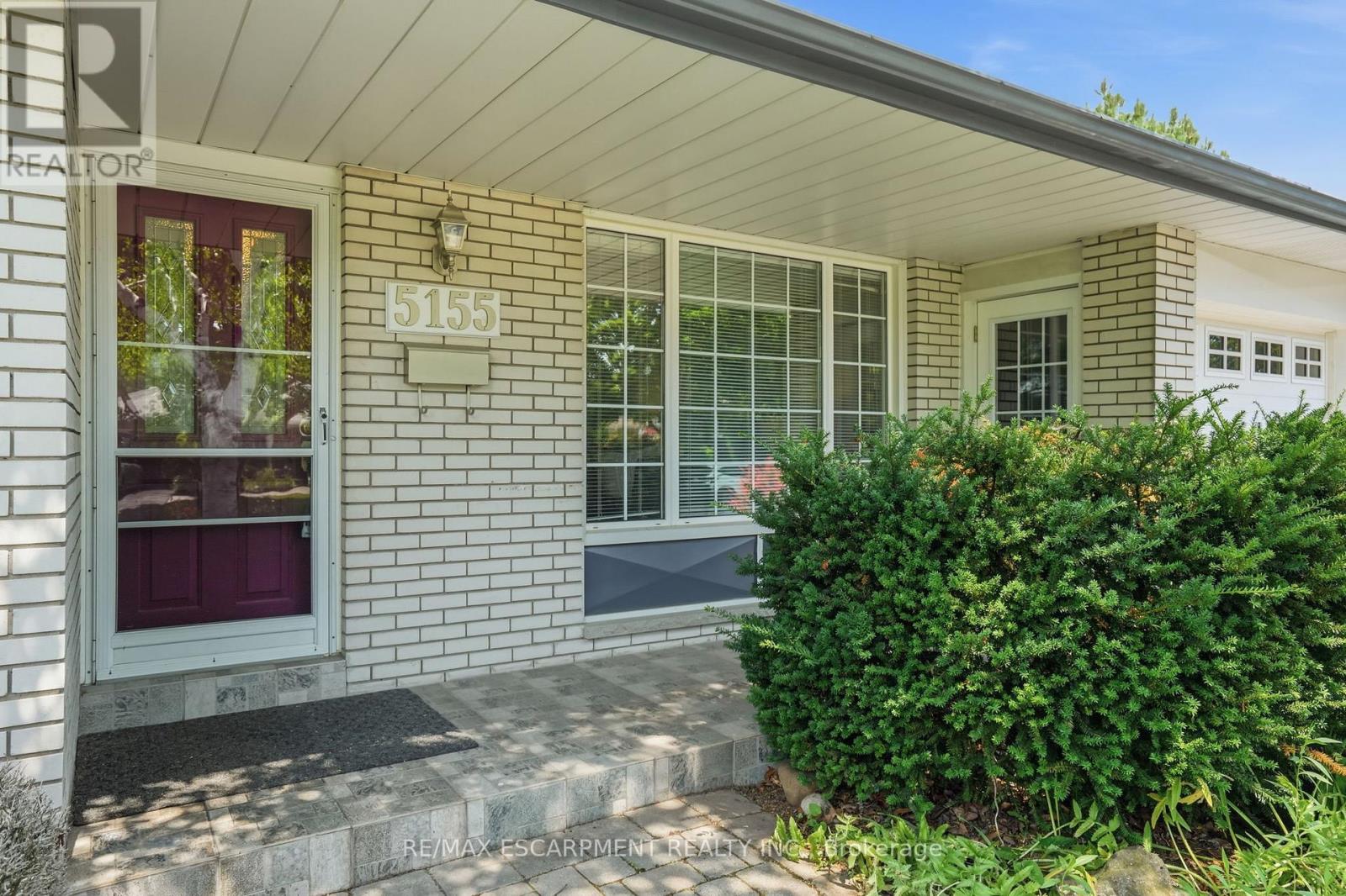 5155 IDLEWOOD CRESCENT - 4