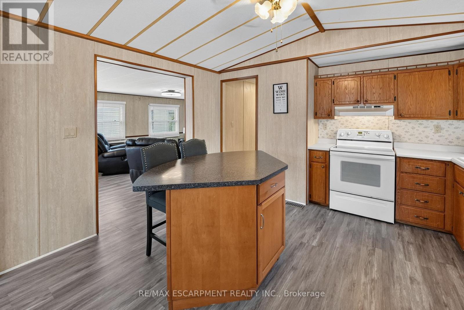 #267 3033 TOWNLINE ROAD - 9