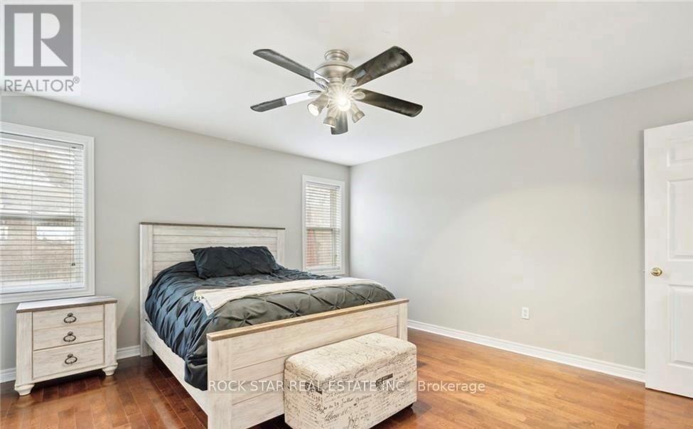 996 BEACH BOULEVARD - 19