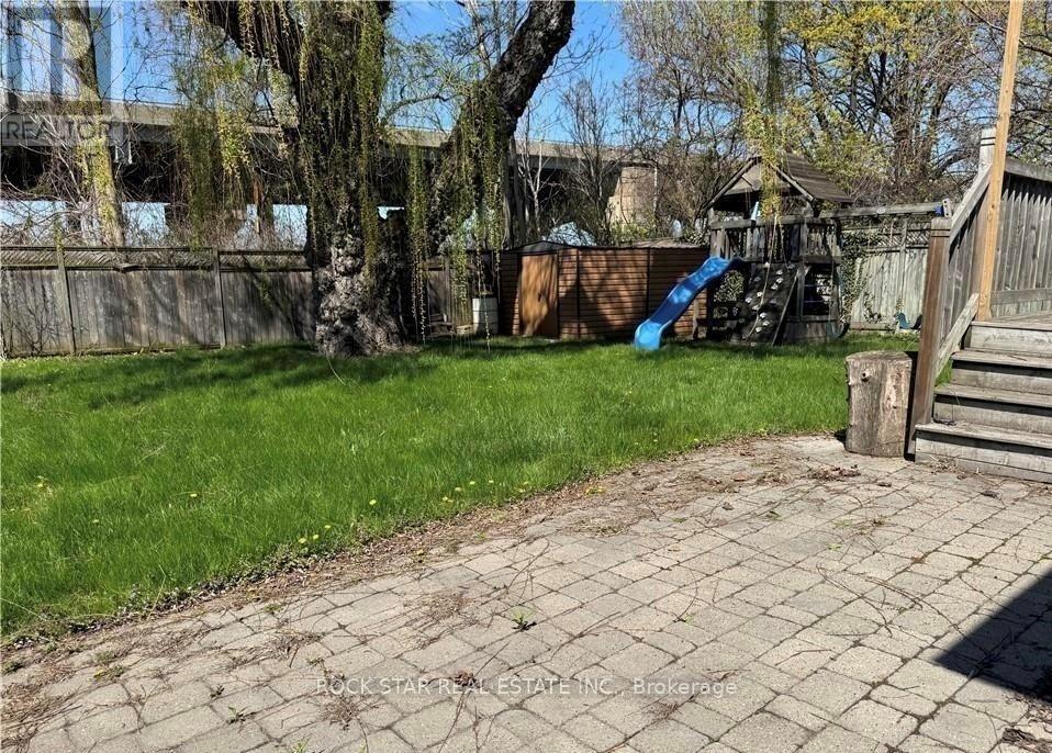 996 BEACH BOULEVARD - 22