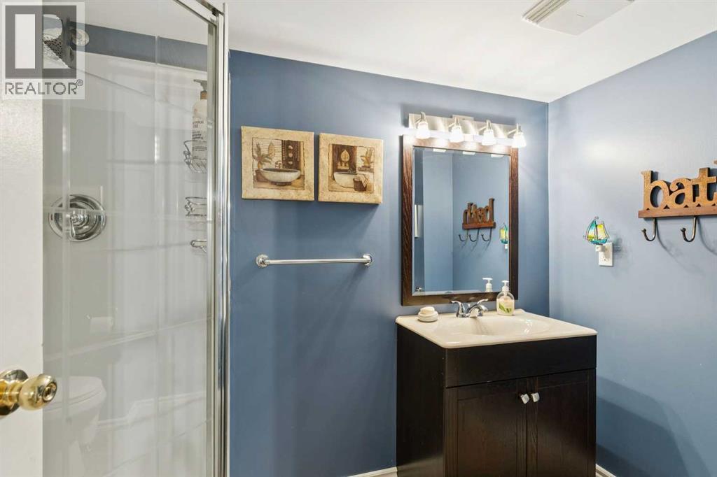 323 Ranchview Place NW - 26