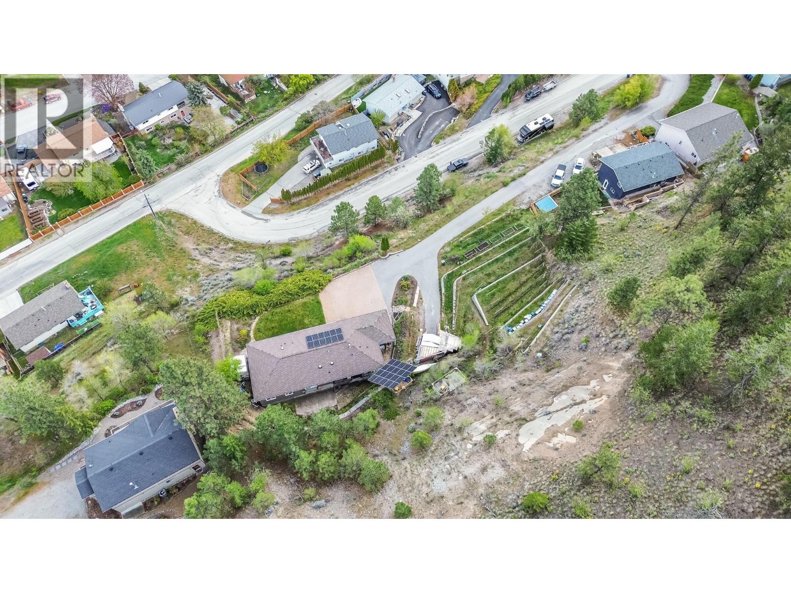 12596 Taylor Place, Summerland