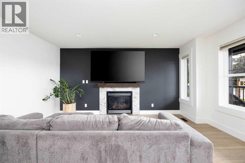189 Walnut Crescent — photo 6