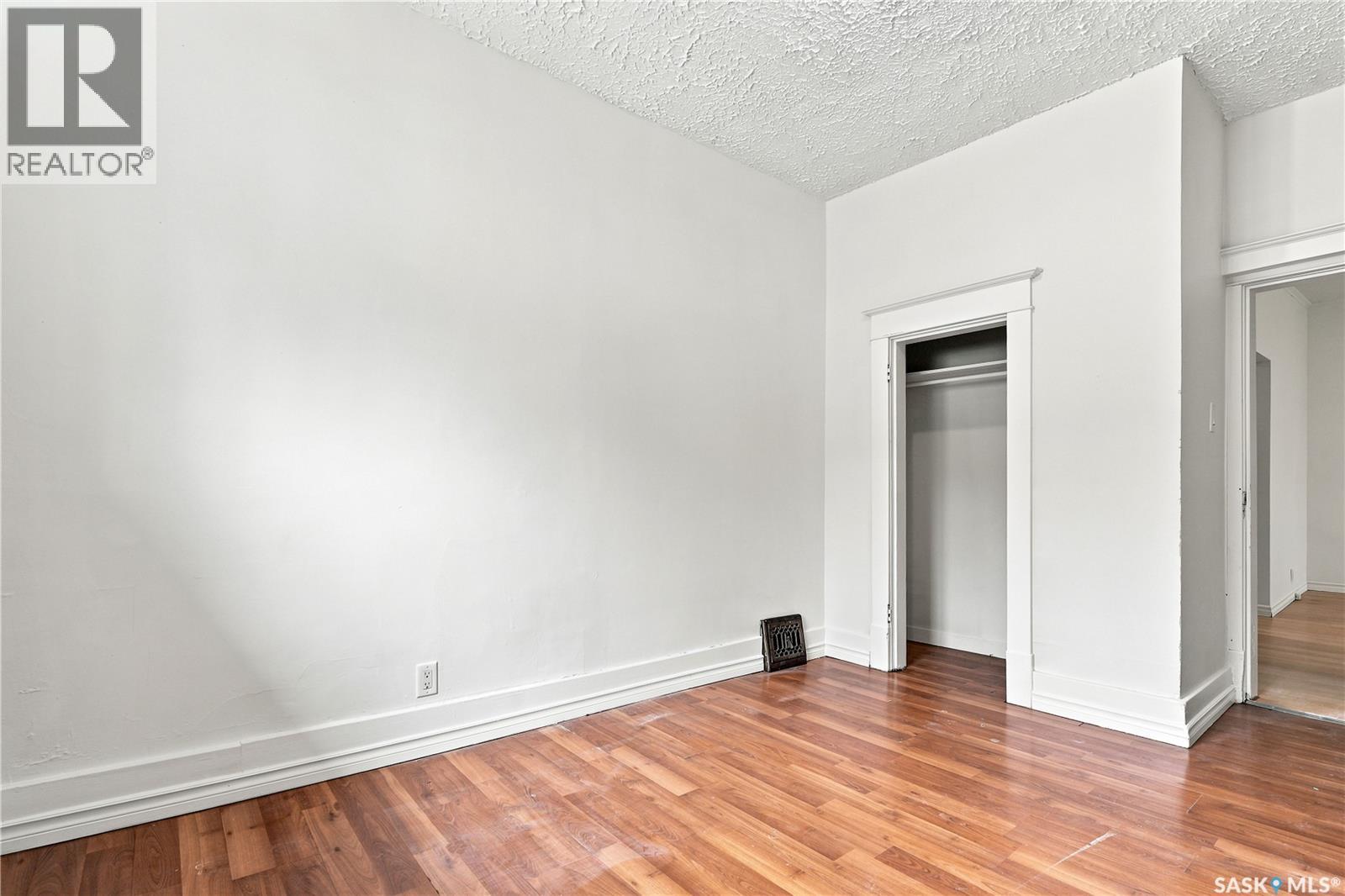 209 T AVENUE N - 13