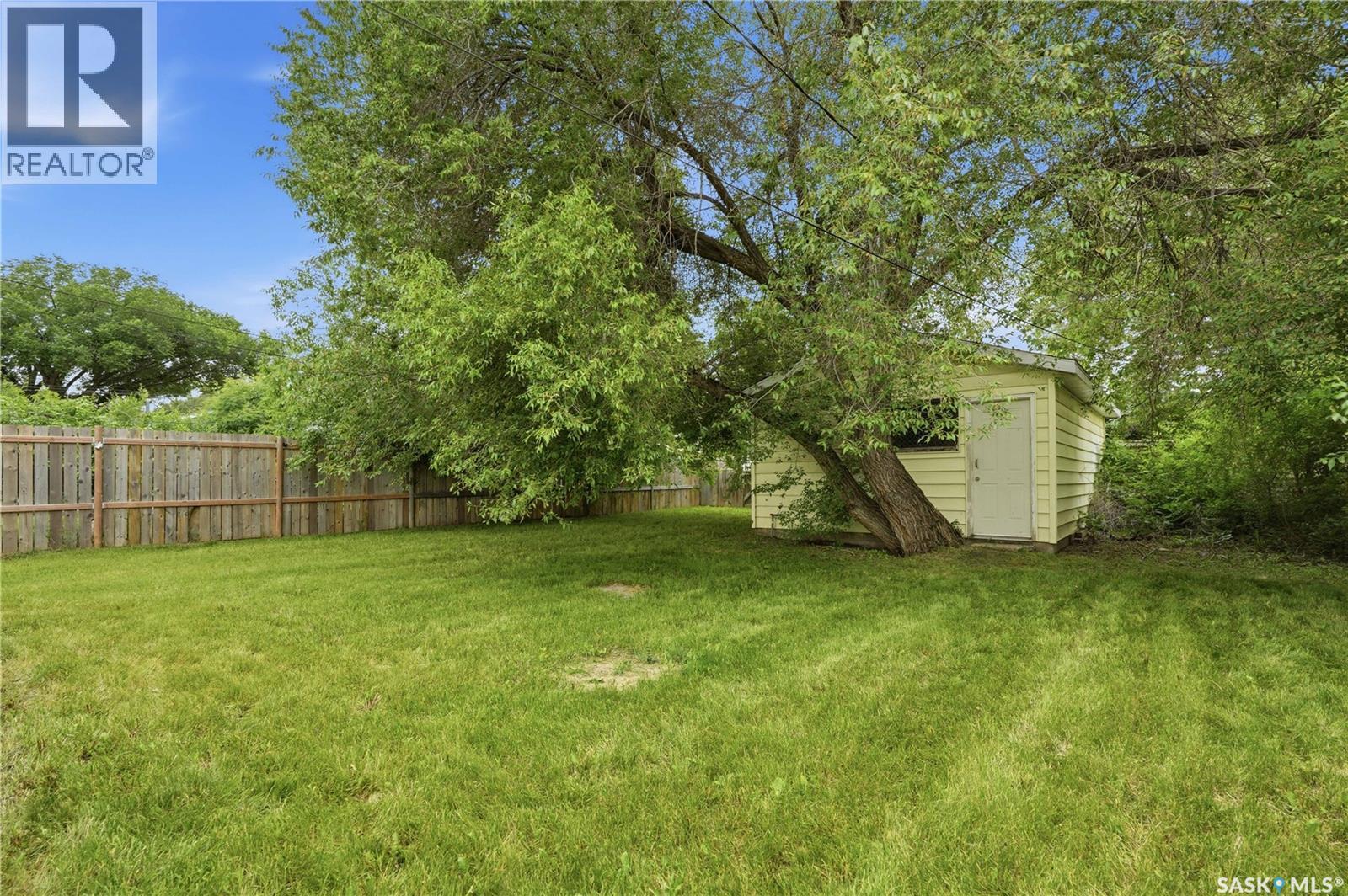 209 T AVENUE N - 39