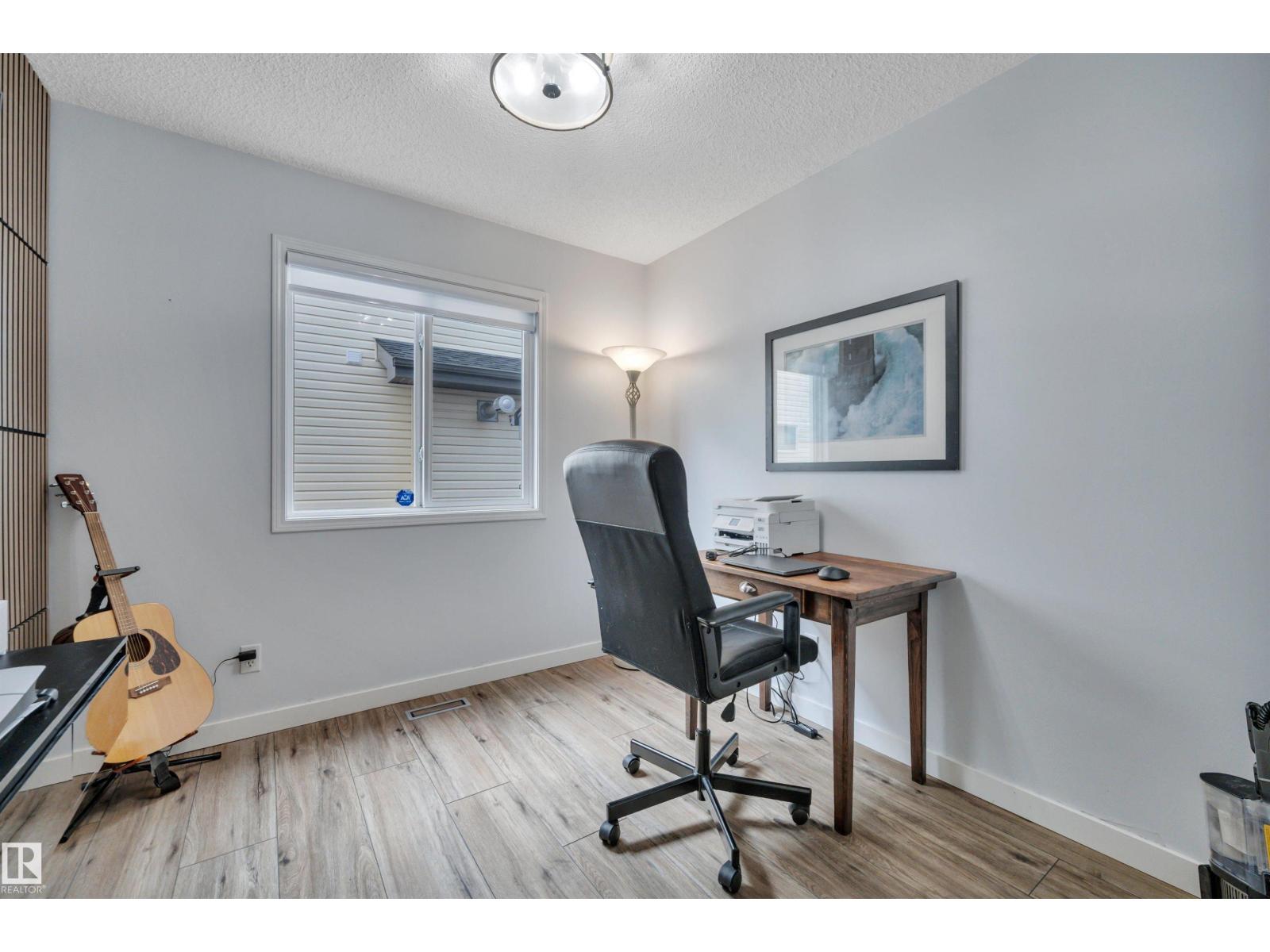 78 BIRCHMONT CR - 16