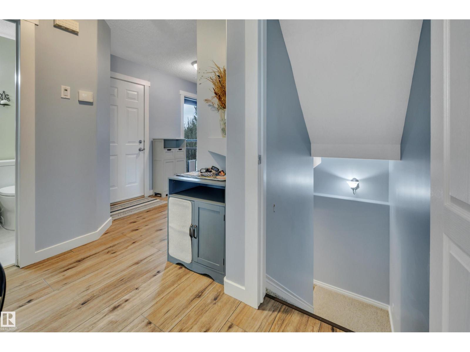 78 BIRCHMONT CR - 32