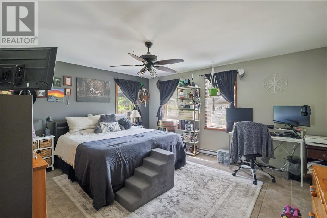 216 BIRCH LAKE Road - Image 31