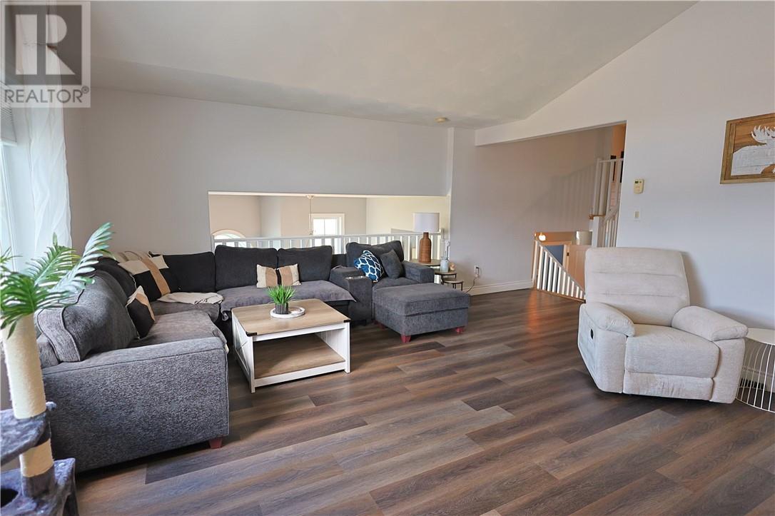312 Braemore Cres - Image 38