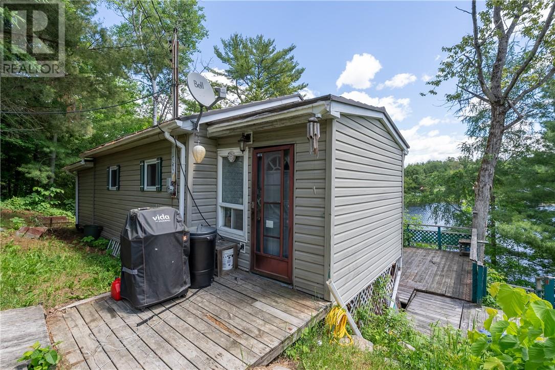 274 Turenne Road - 12