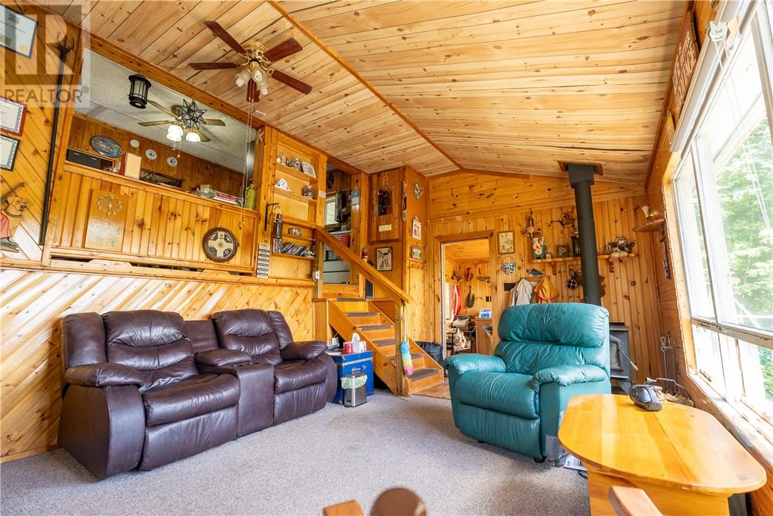 274 Turenne Road - 15