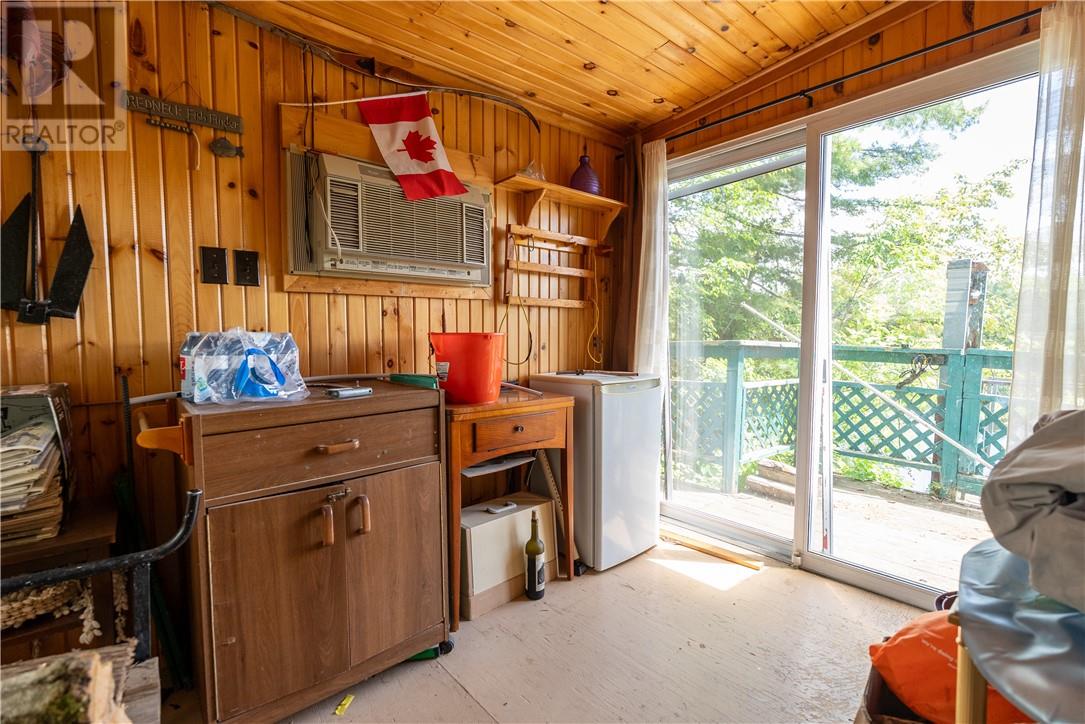 274 Turenne Road - 17