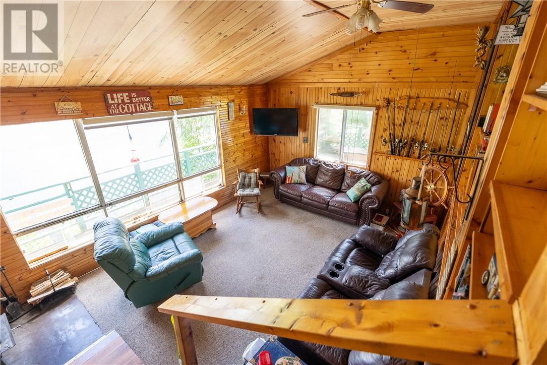 274 Turenne Road - 19