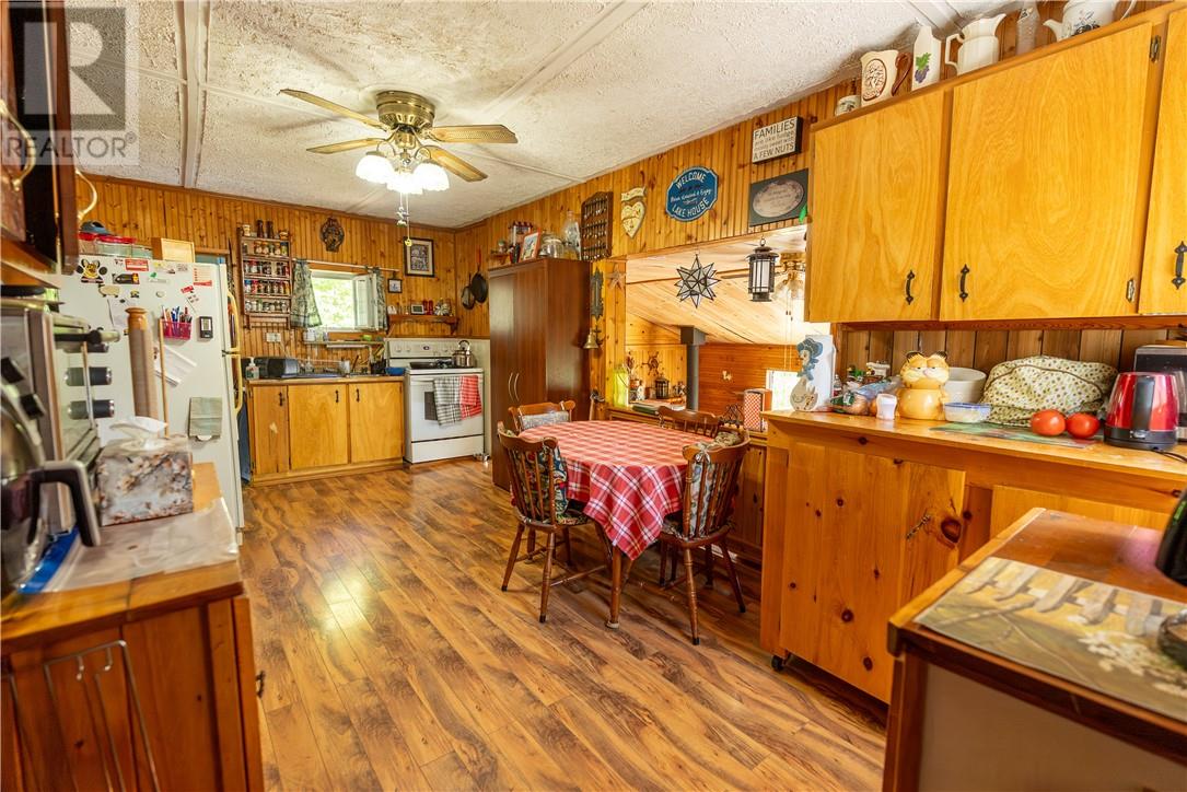 274 Turenne Road - 23