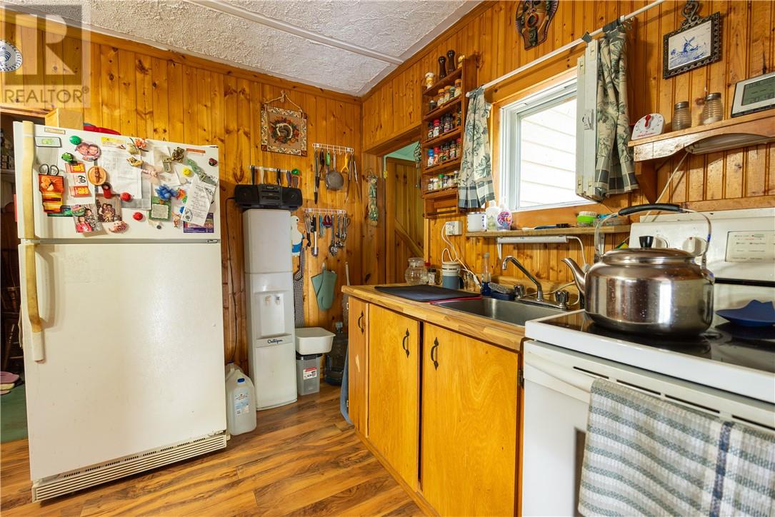 274 Turenne Road - 26