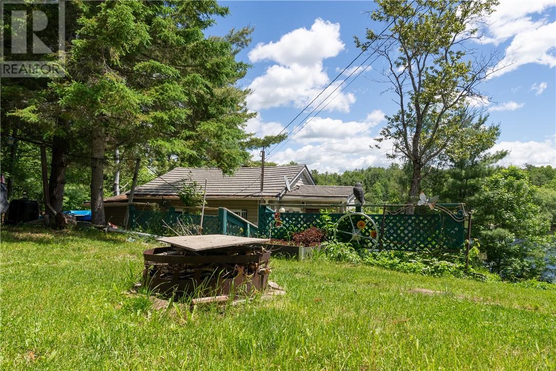 274 Turenne Road - 36
