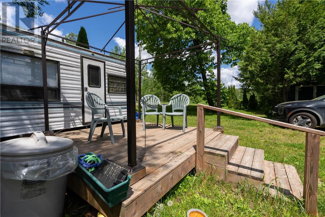 274 Turenne Road - 38