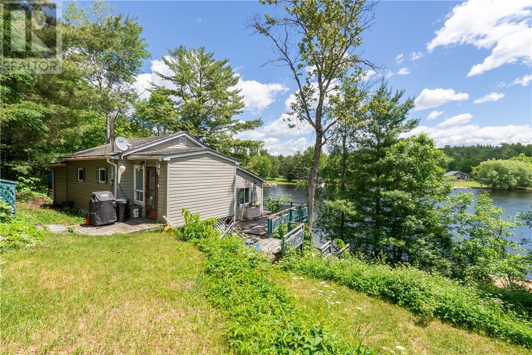 274 Turenne Road - 4