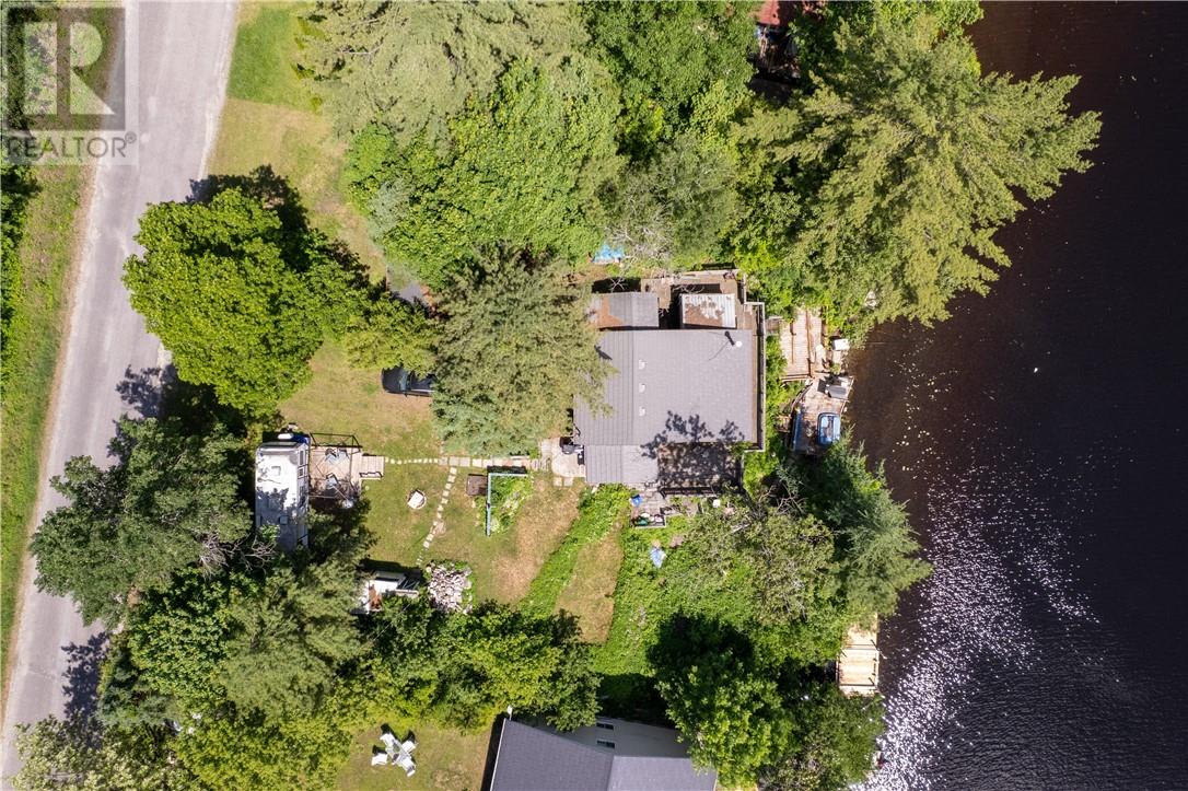 274 Turenne Road - 44