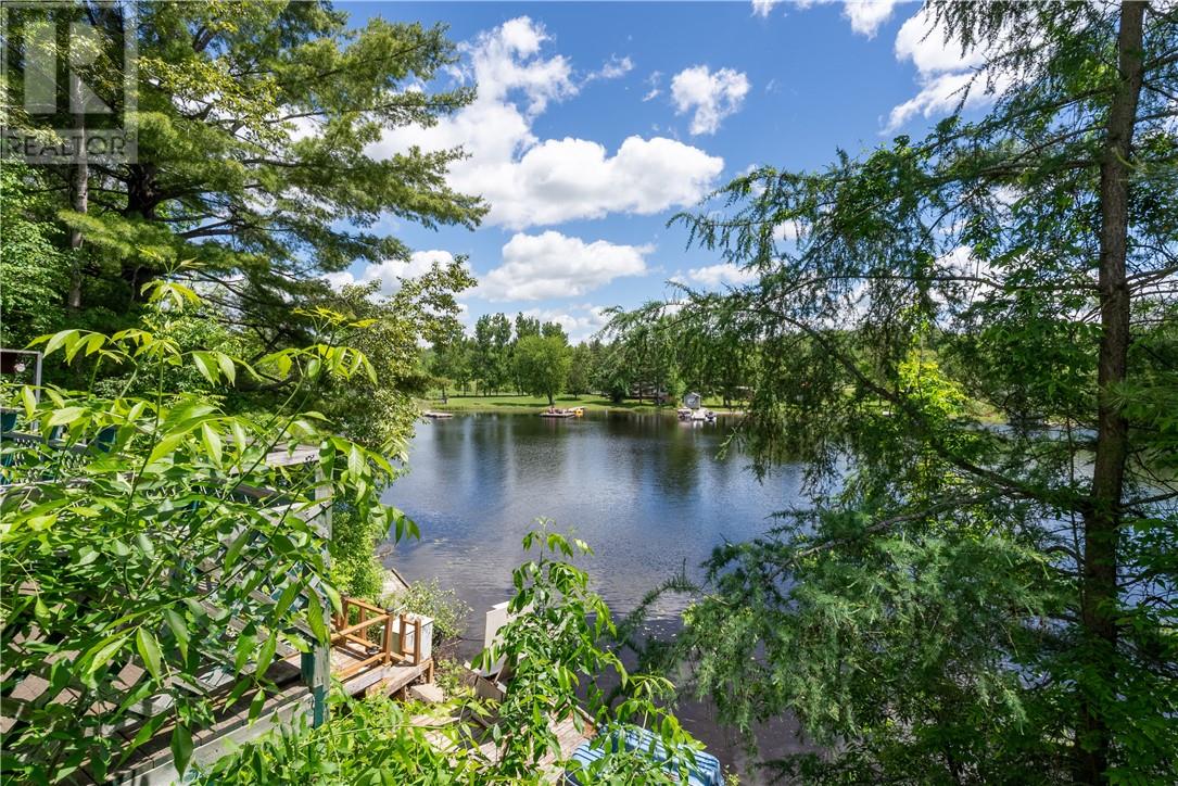 274 Turenne Road - 48