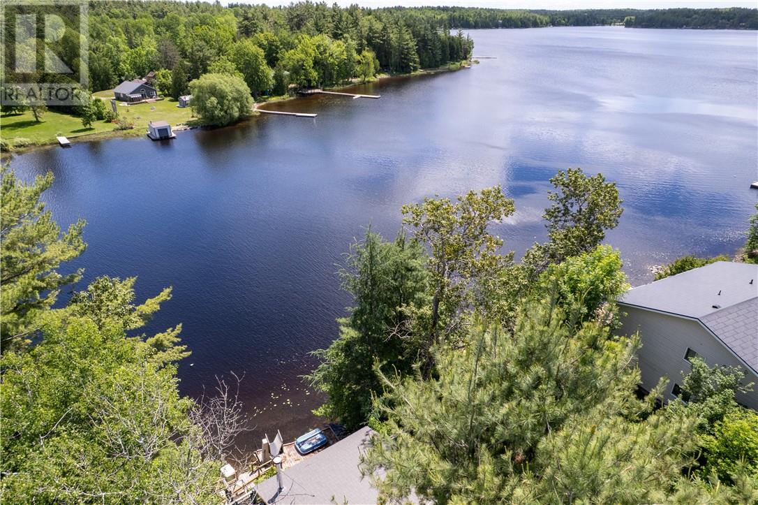 274 Turenne Road - 50