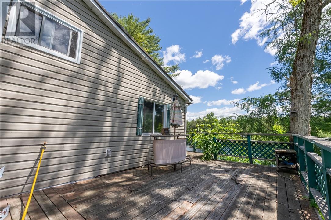 274 Turenne Road - 6