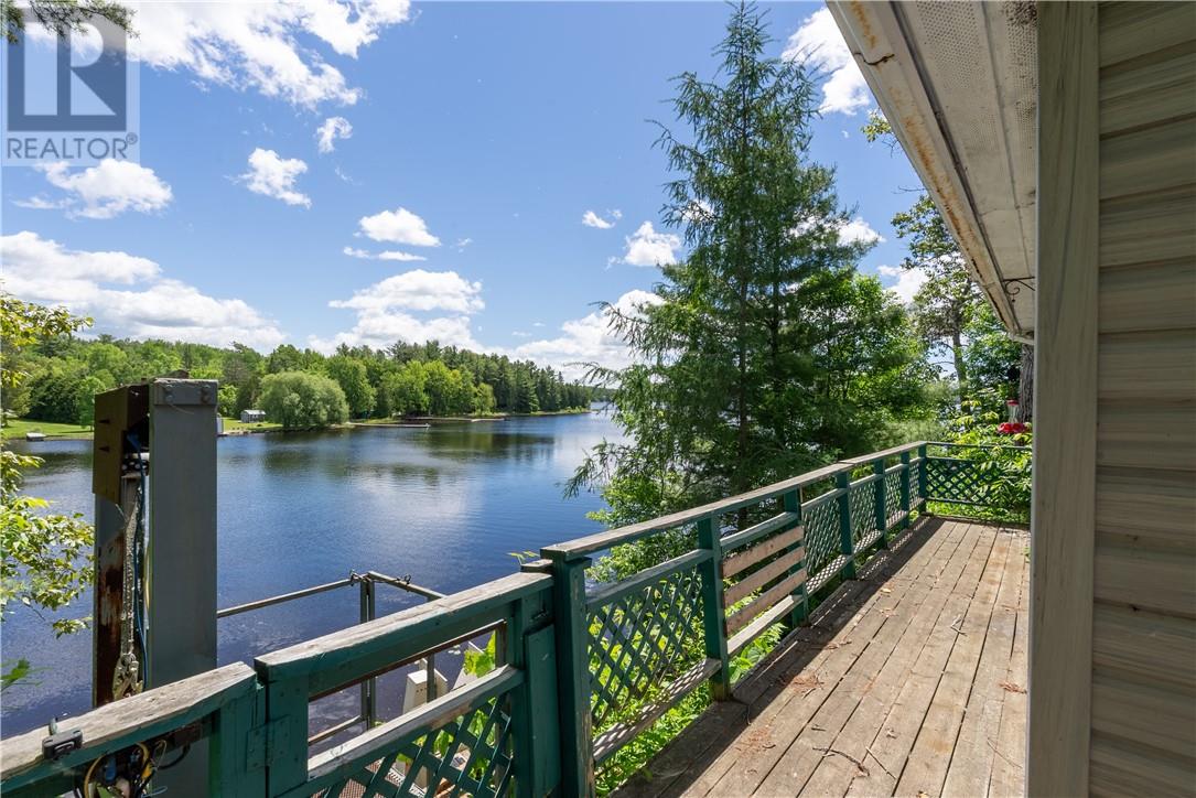 274 Turenne Road - 9
