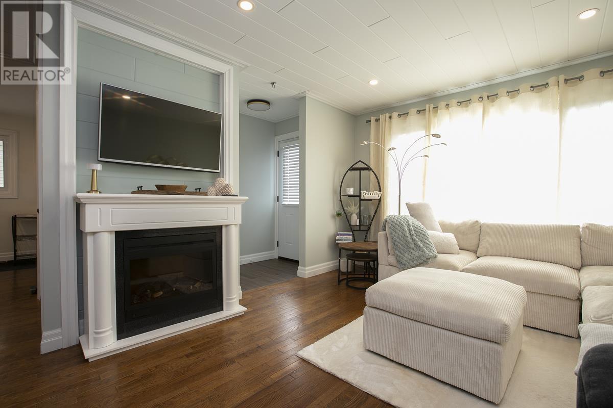14 Robin ST - 25