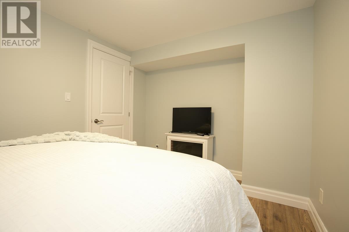 14 Robin ST - 47