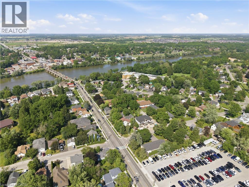 21 RENFREW Street E - Image 33