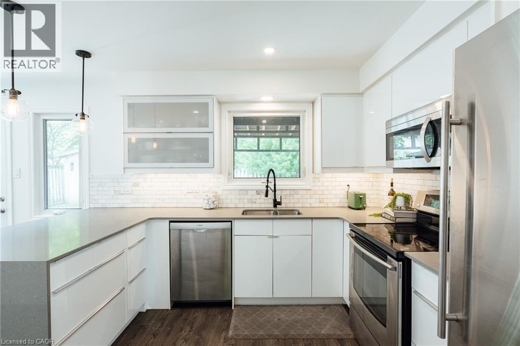 277 CANTERBURY Drive - 21
