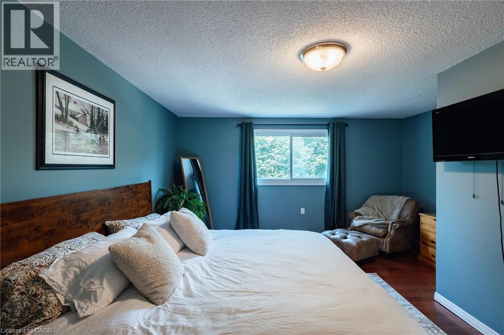 277 CANTERBURY Drive - 30