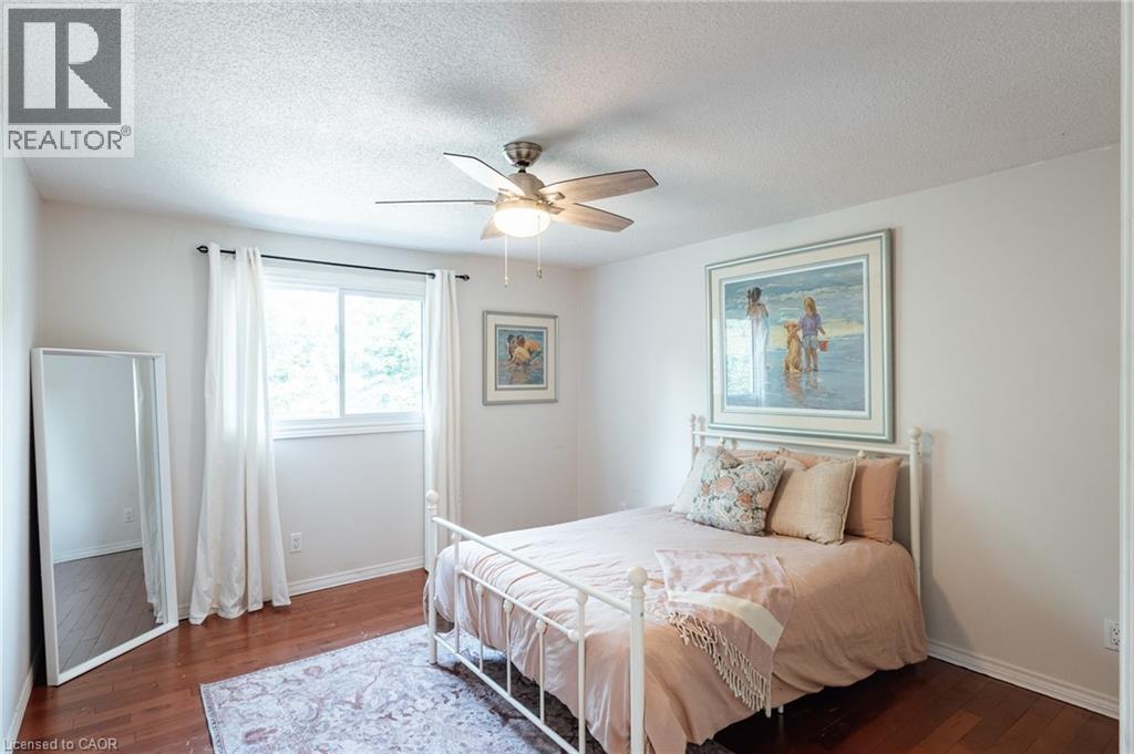 277 CANTERBURY Drive - 39