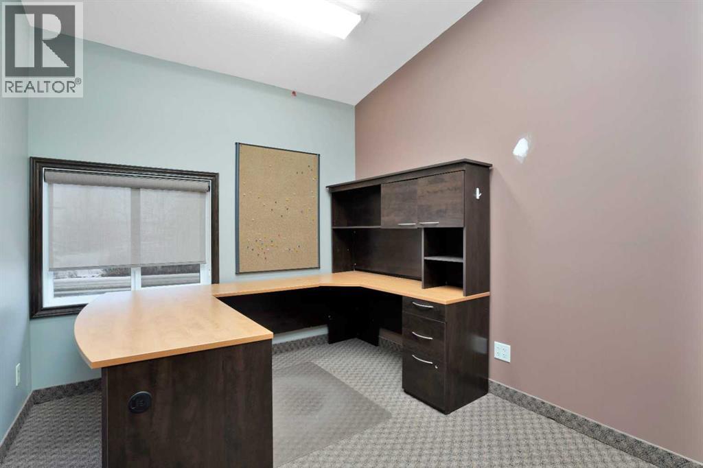 4407 45A Avenue - Photo 5