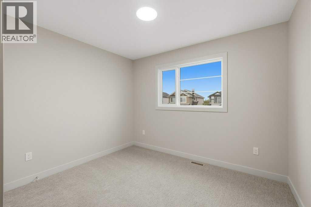 20 Memorial Parkway - 23