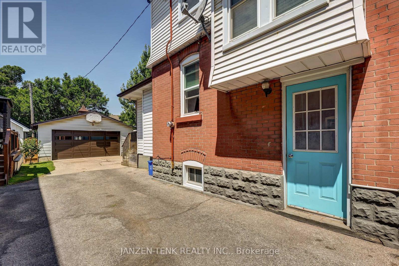 17 KING STREET - 3