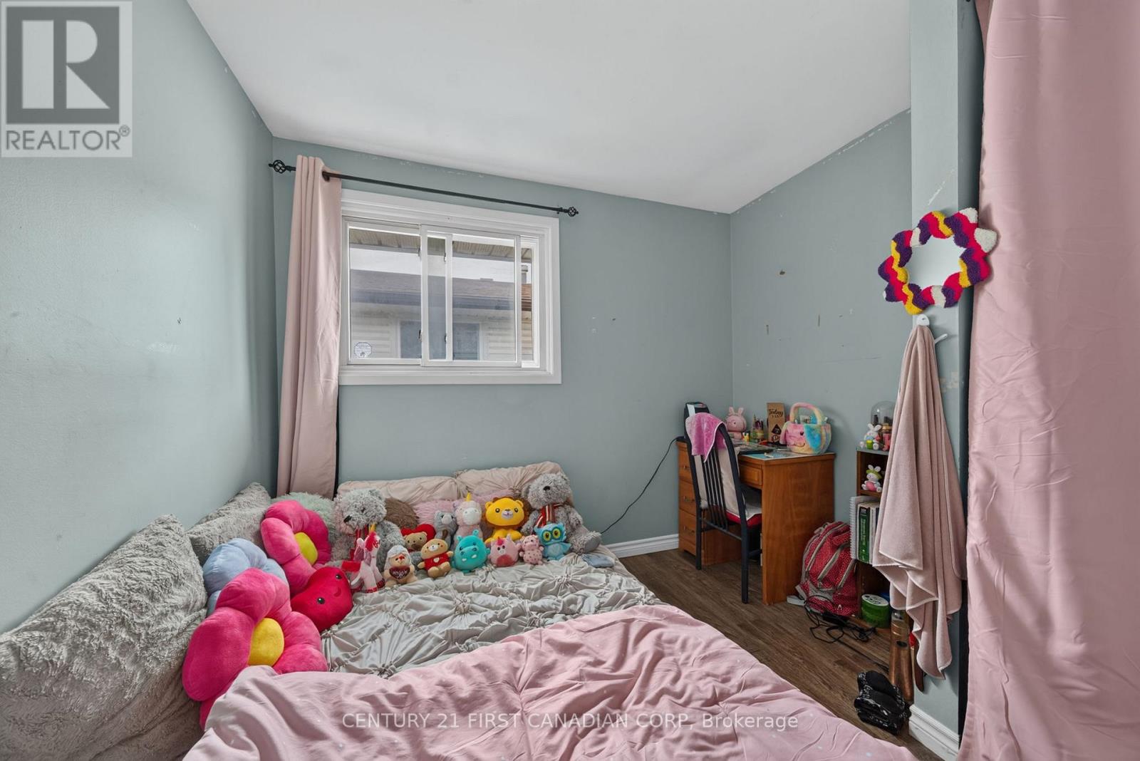 224 CULVER CRESCENT - 10