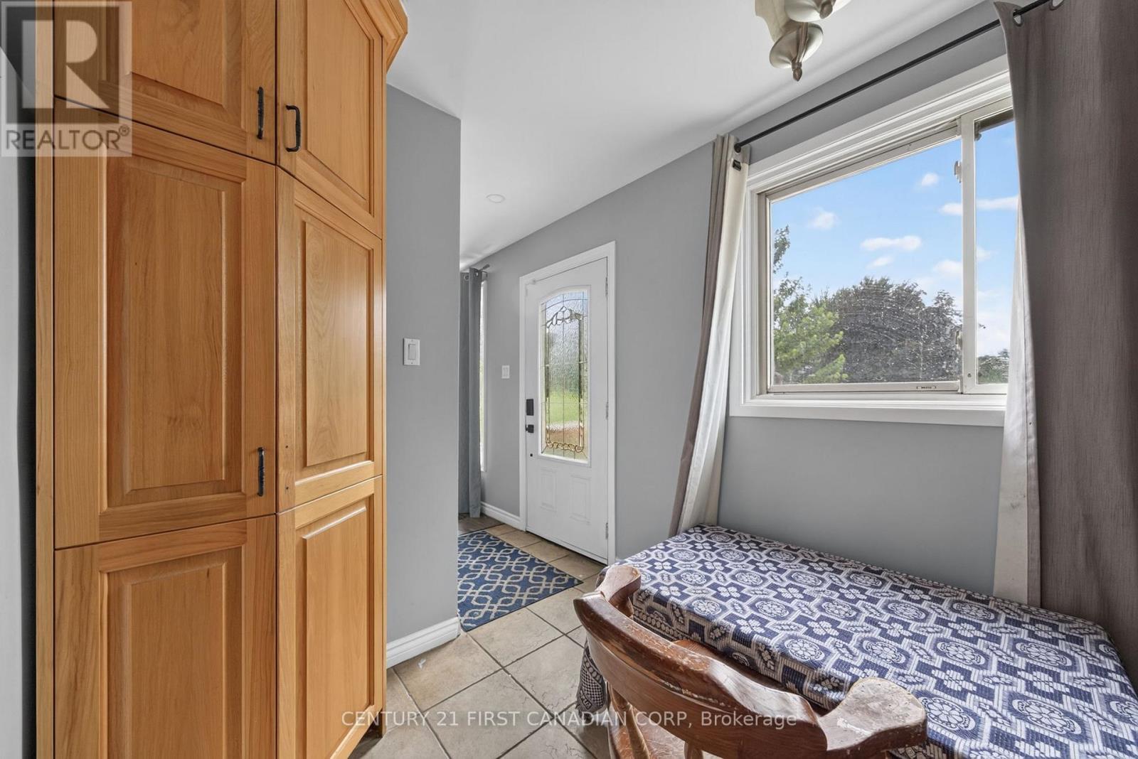 224 CULVER CRESCENT - 4