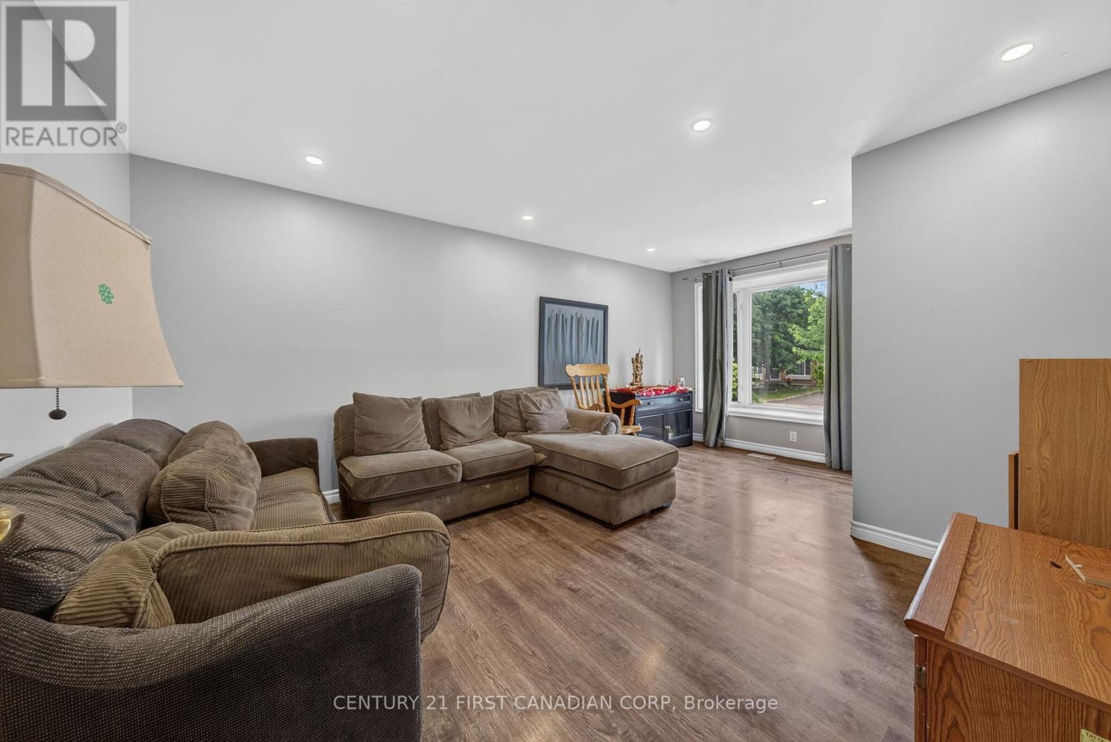 224 CULVER CRESCENT - 7
