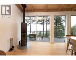 1572 Mountain Road, Gibsons, BC V0N1V2 Photo 13