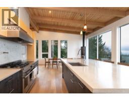1572 Mountain Road, Gibsons, BC V0N1V2 Photo 10